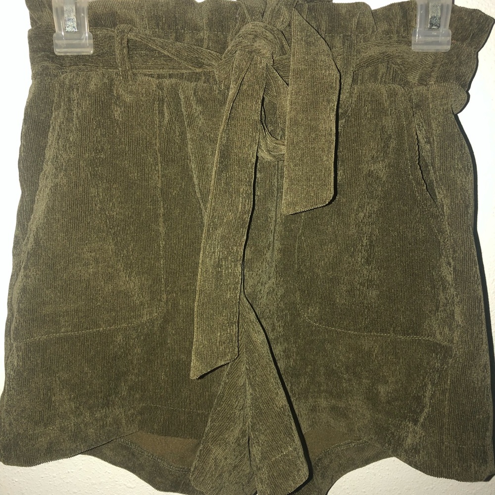 never worn•very cute in very good condition•